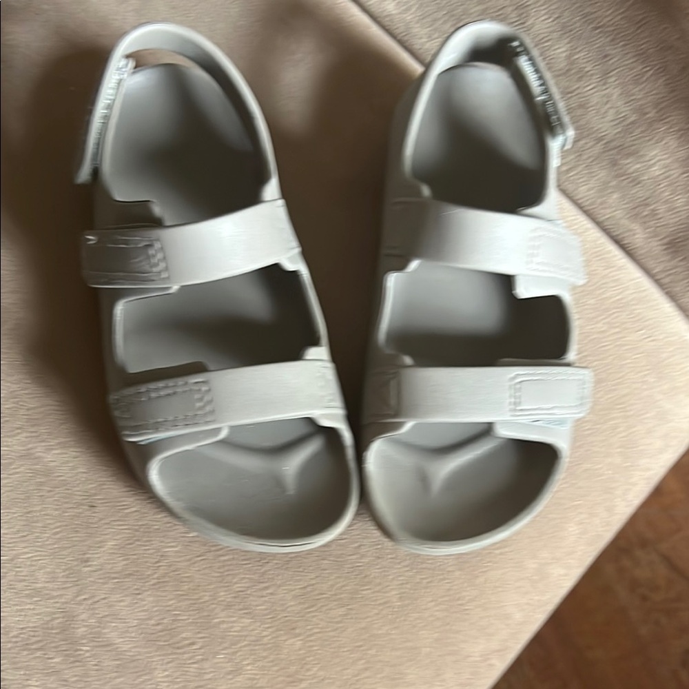 Cat & Jack Gray Sandals with Adjustable Straps and Cushioned Sole